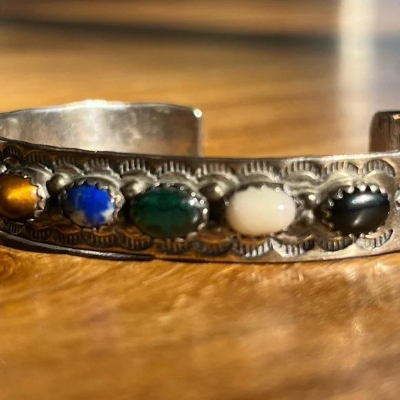 Native American VINTAGE Jerry Bahe Bracelet 6” Multi‎ Stone SSilver cuff 20.43g